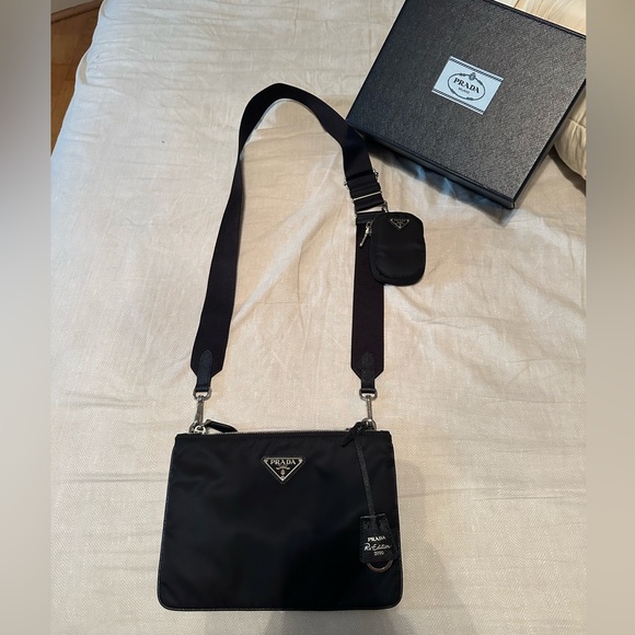 Prada crossbody purse - Picture 1 of 5